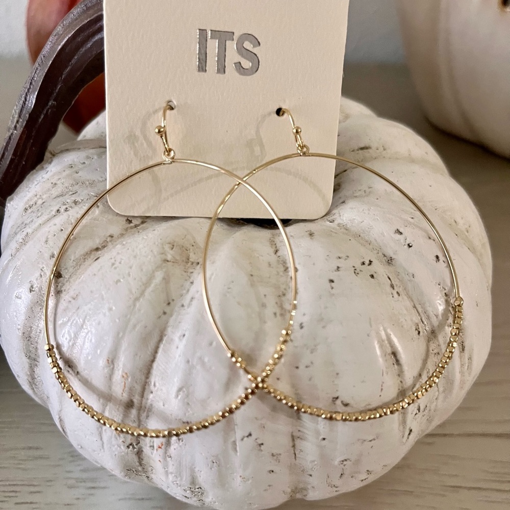Beaded hoops fashion earrings